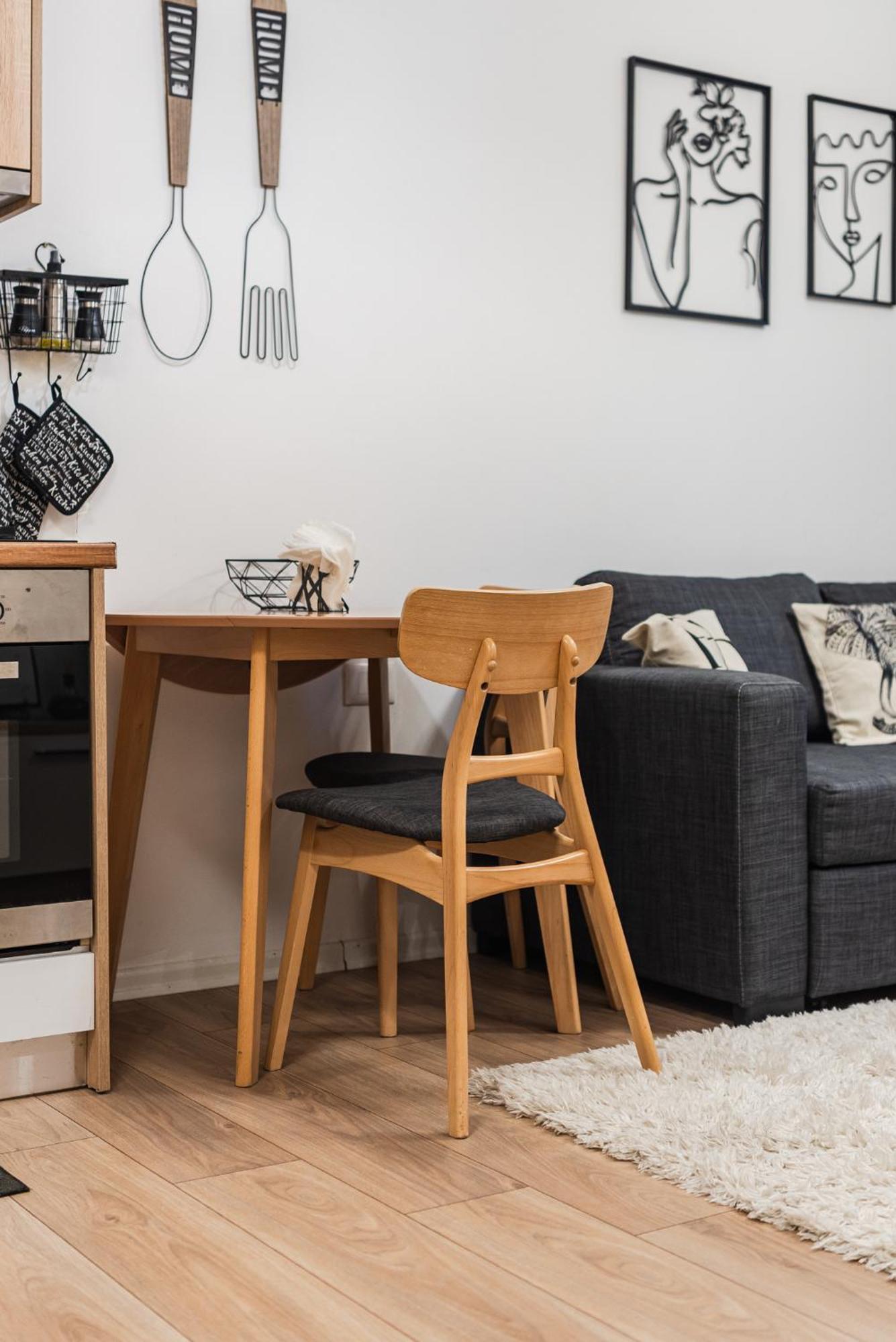 Noir Apartment By Kondo Stays Tirana Exteriör bild