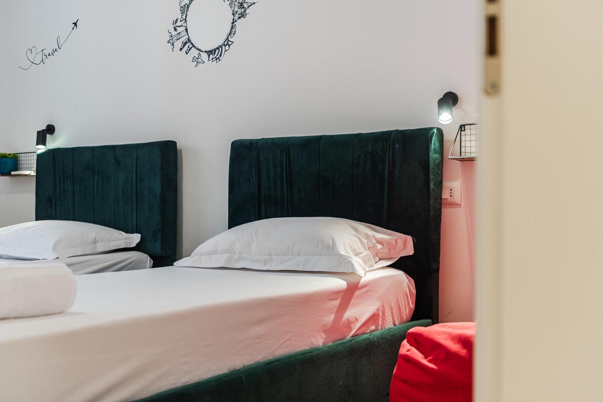 Noir Apartment By Kondo Stays Tirana Exteriör bild